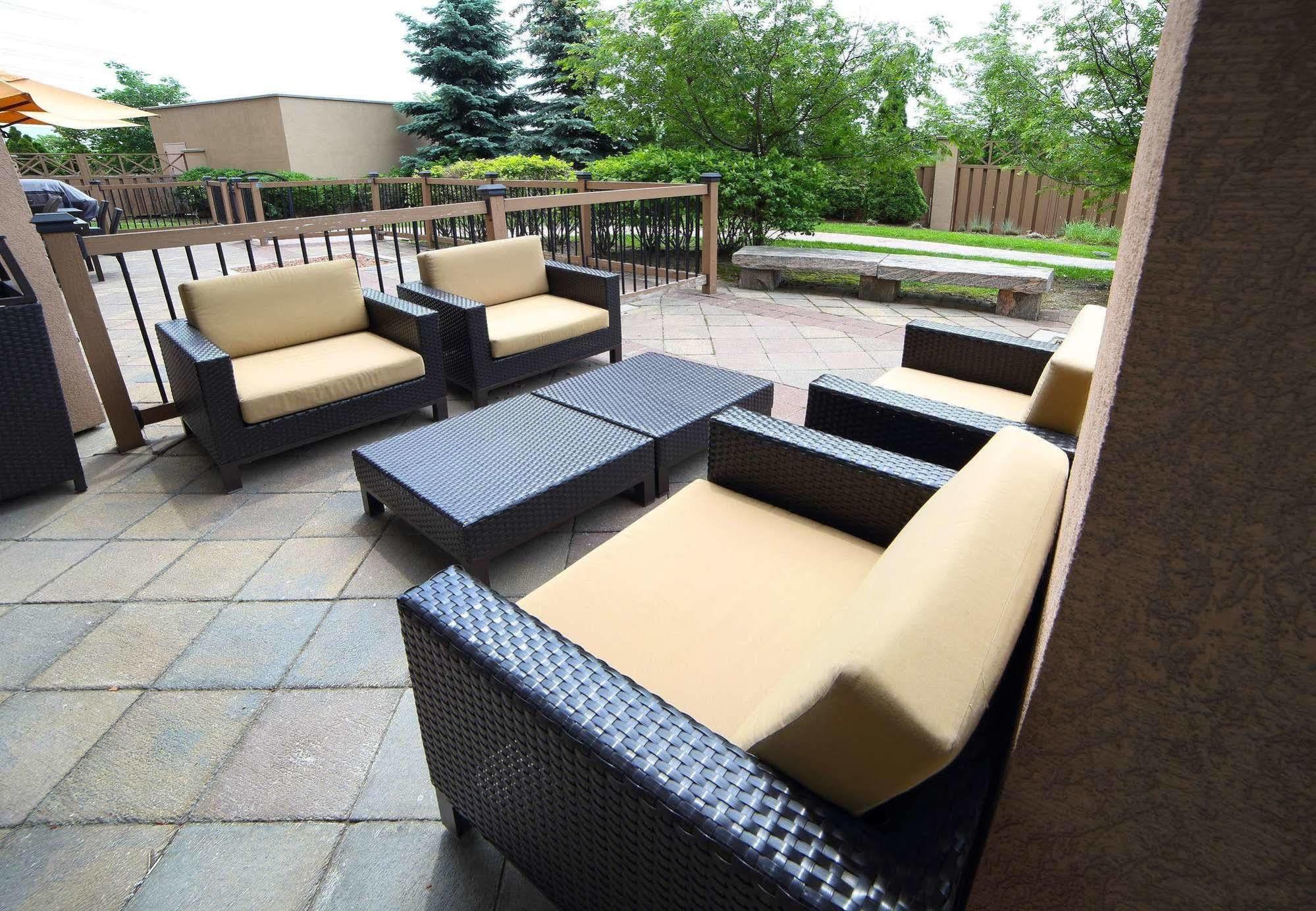 Courtyard By Marriott Mississauga-Airport Corporate Centre West Hotell Exteriör bild